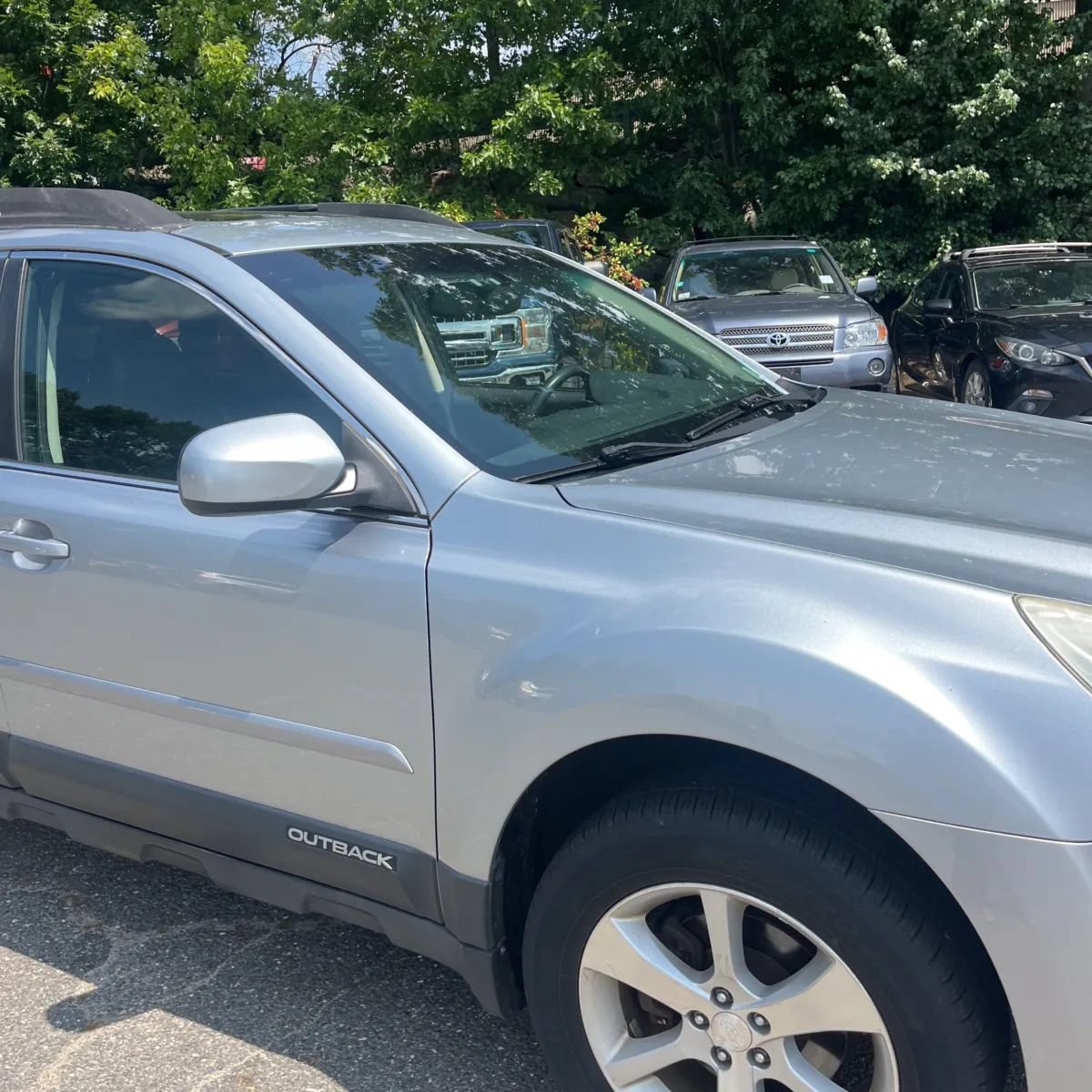 Used 2013 Subaru Outback 2.5i Limited w/ Moonroof Pkg AWD/4WD image 11