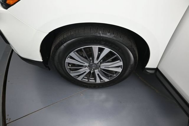 Used 2019 Nissan Pathfinder SL AWD/4WD image 39