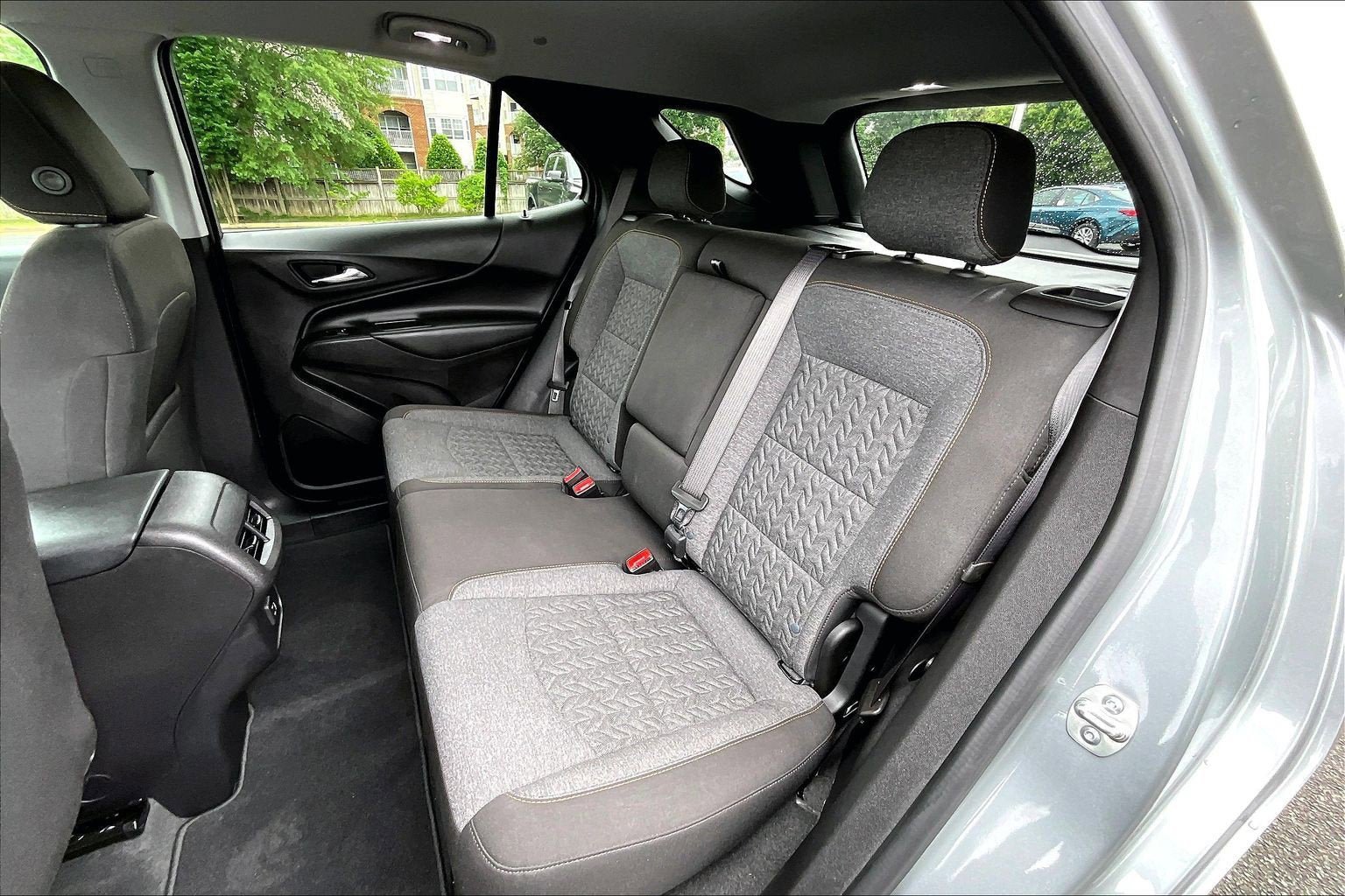 Used 2024 Chevrolet Equinox LT AWD/4WD image 24