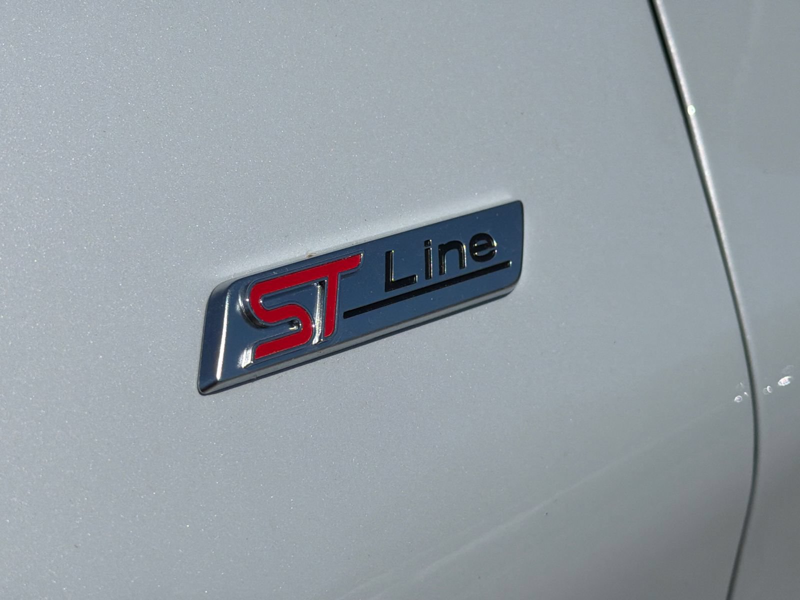 New 2026 Ford Explorer ST-Line w/ ST-Line Street Pack AWD/4WD image 15