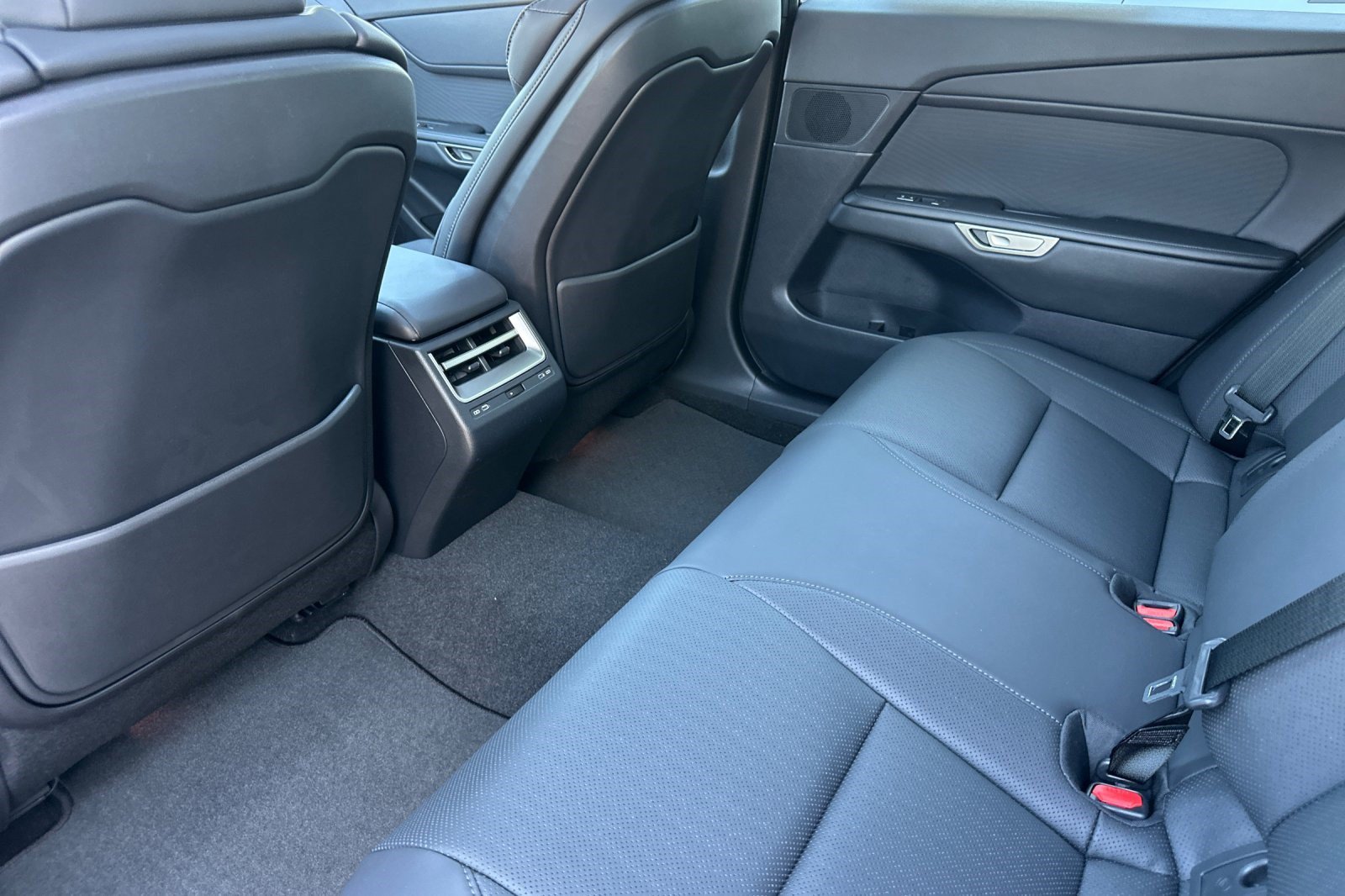 New 2026 Lexus ES 350h AWD w/ Convenience Package image 21