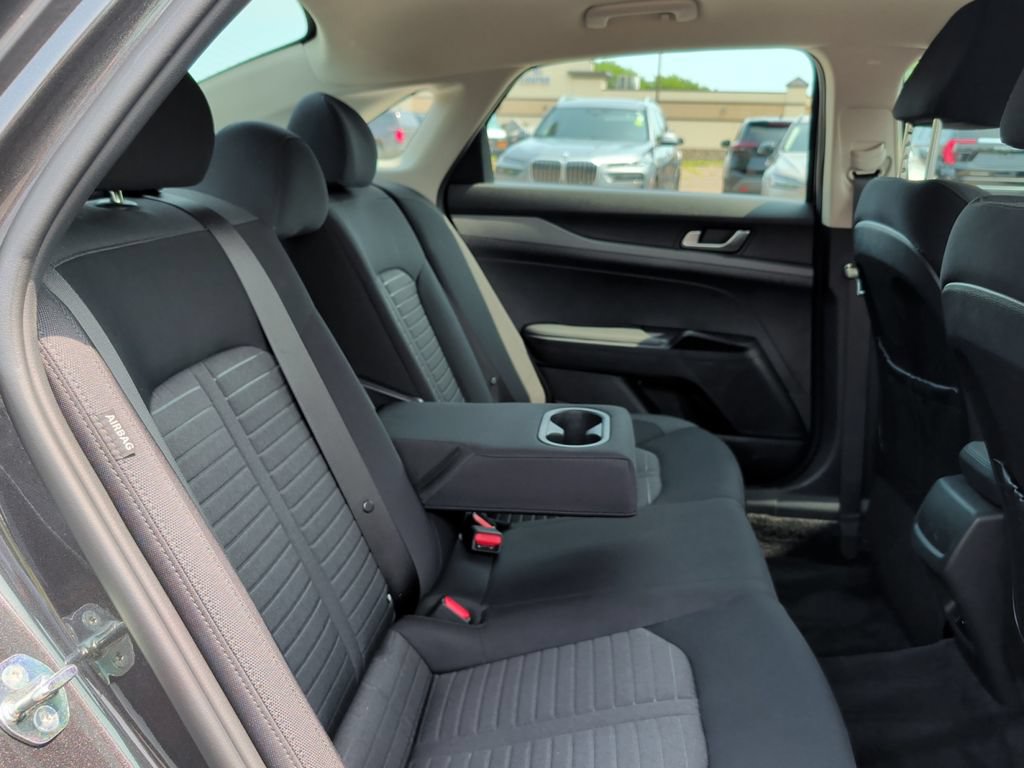 Used 2025 Kia K5 LXS FWD image 35
