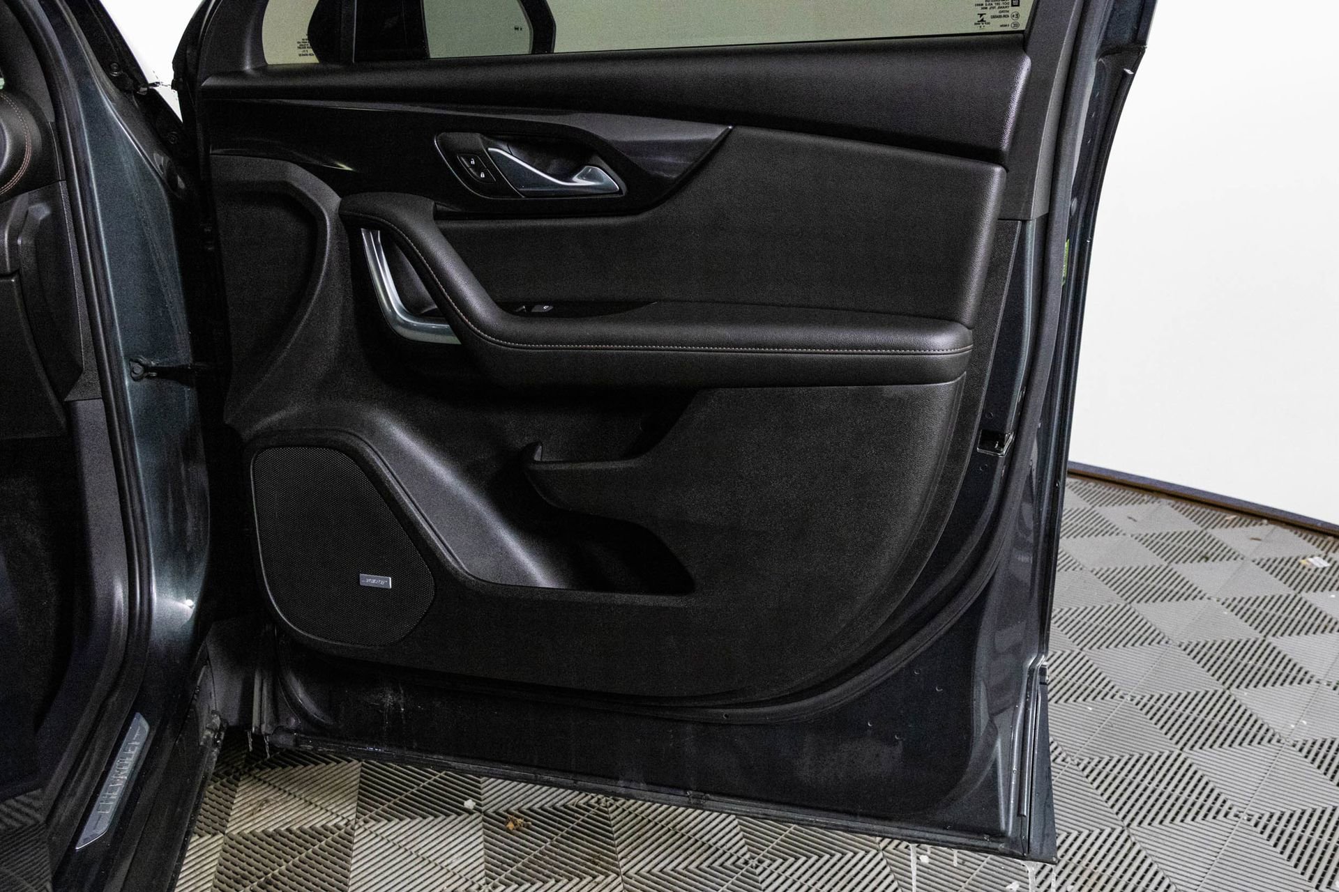 Used 2020 Chevrolet Blazer Premier w/ Driver Confidence II Package image 42