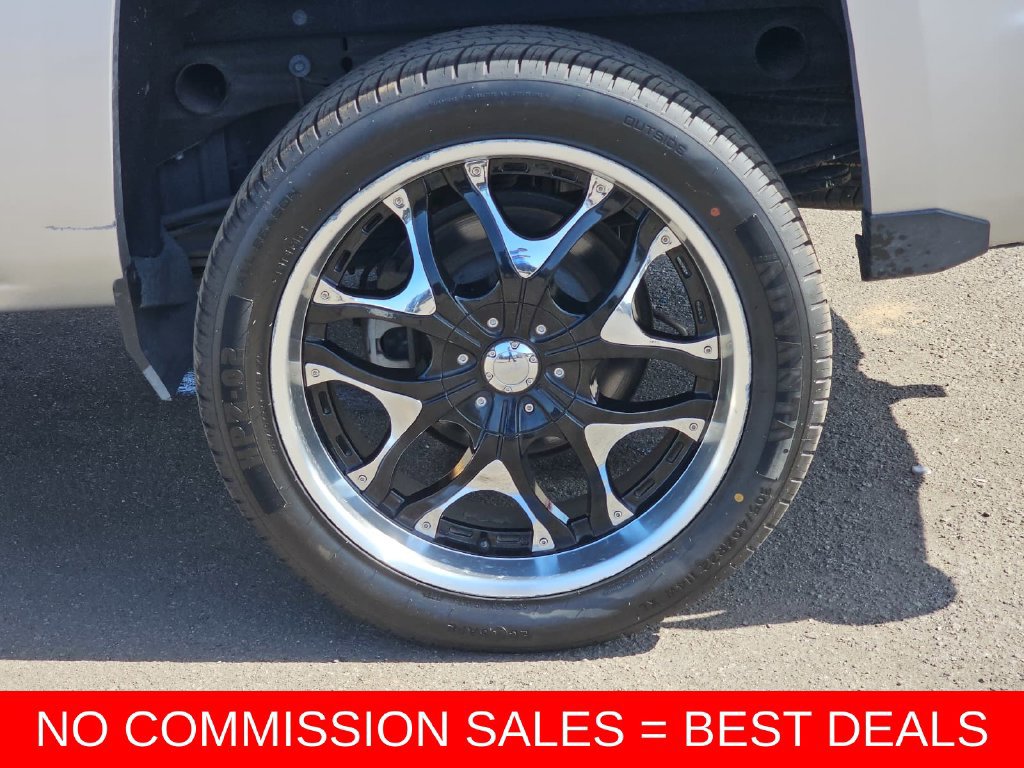 Used 2017 Chevrolet Silverado 1500 LT w/ All Star Edition RWD image 36