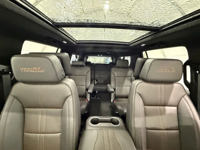 New 2026 Chevrolet Suburban High Country AWD/4WD image 35