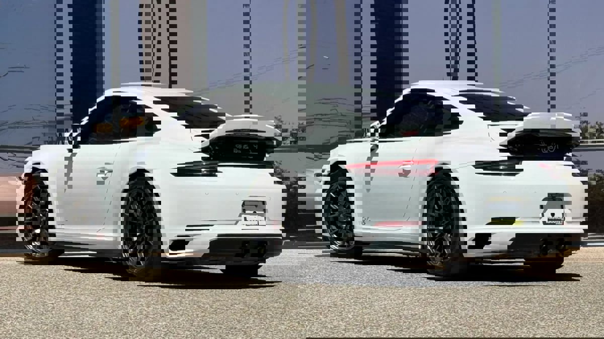 Used 2017 Porsche 911 Carrera GTS image 9