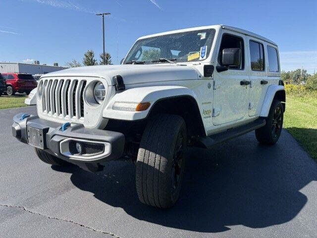 Used 2022 Jeep Wrangler Unlimited Sahara w/ Cold Weather Group AWD/4WD image 4