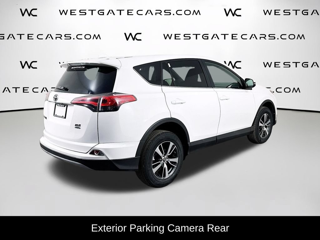 Used 2018 Toyota RAV4 XLE AWD/4WD image 8