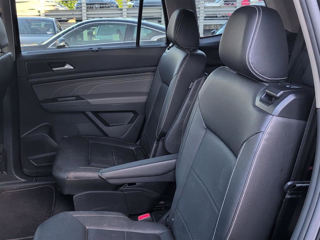 Used 2023 Volkswagen Atlas SEL AWD/4WD image 15