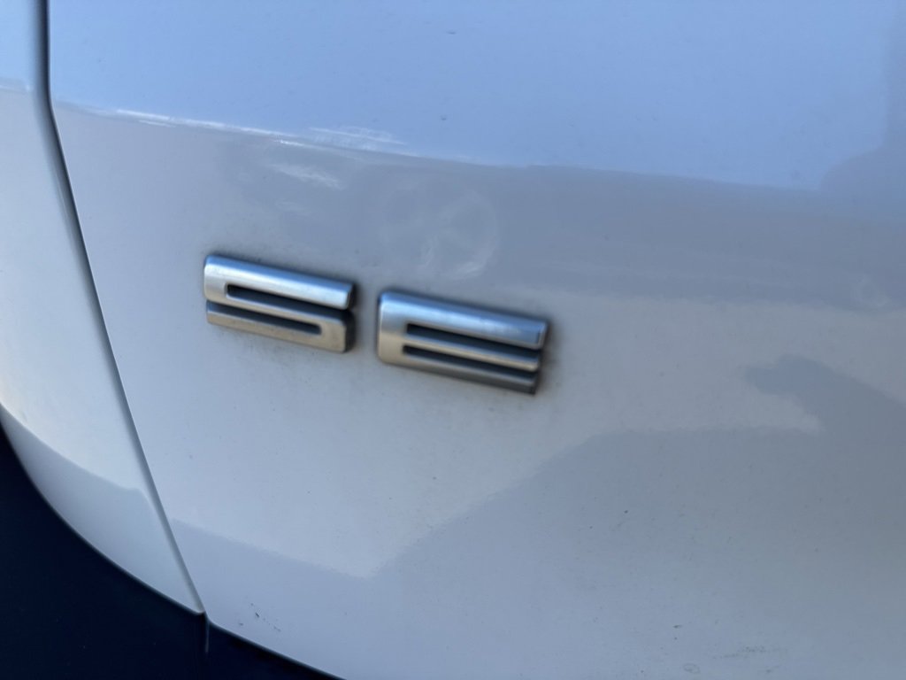 Used 2022 Ford Escape SE image 6