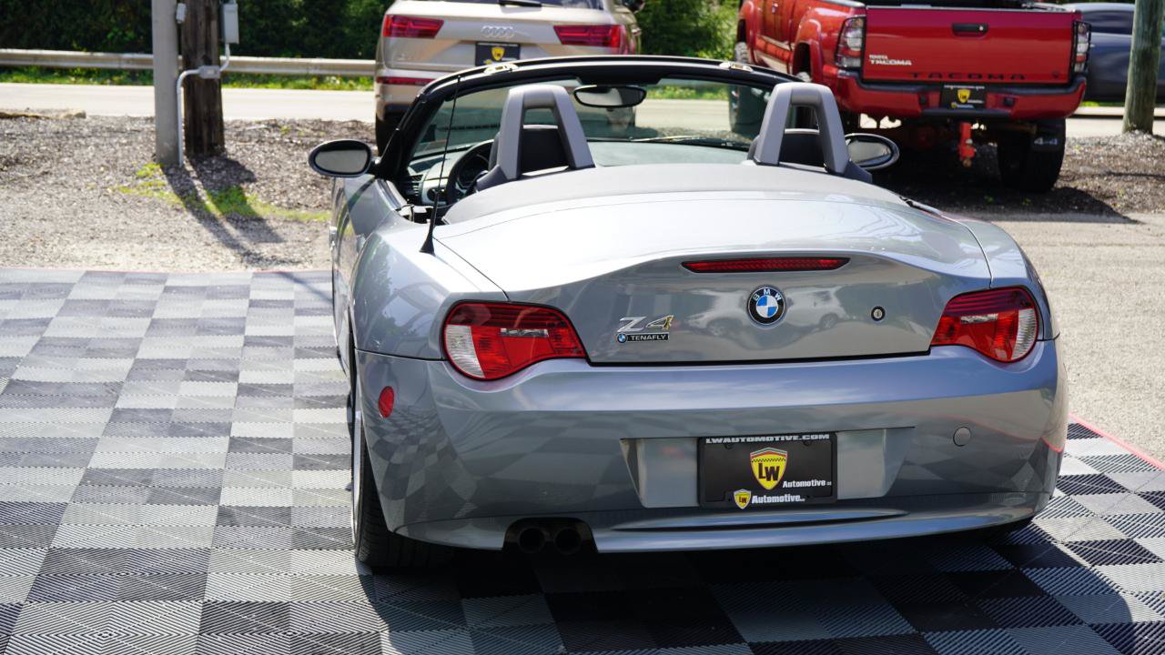 Used 2008 BMW Z4 3.0i w/ Premium Pkg RWD image 21