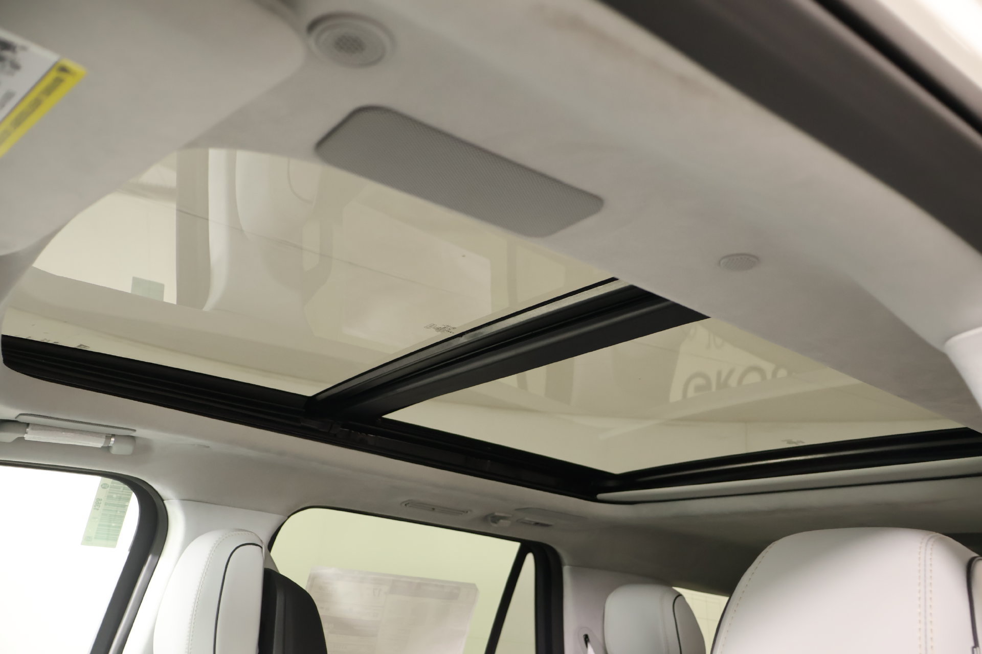 New 2027 Lincoln Navigator L Black Label AWD/4WD image 16