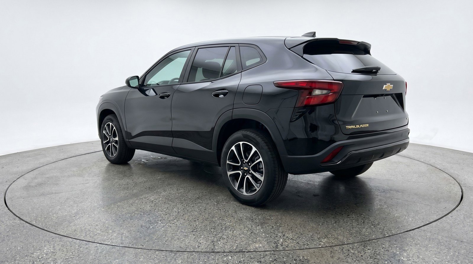 Used 2025 Chevrolet TrailBlazer LT FWD image 6