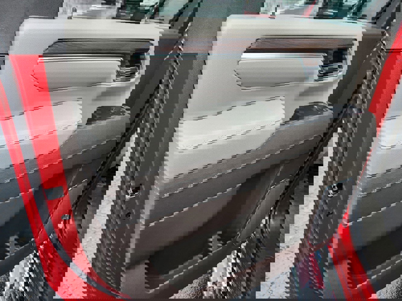 New 2026 GMC Sierra 2500 SLT w/ Max Trailering Package image 28