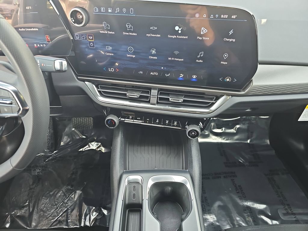 New 2026 Chevrolet Equinox EV LT w/ Comfort Package AWD/4WD image 19