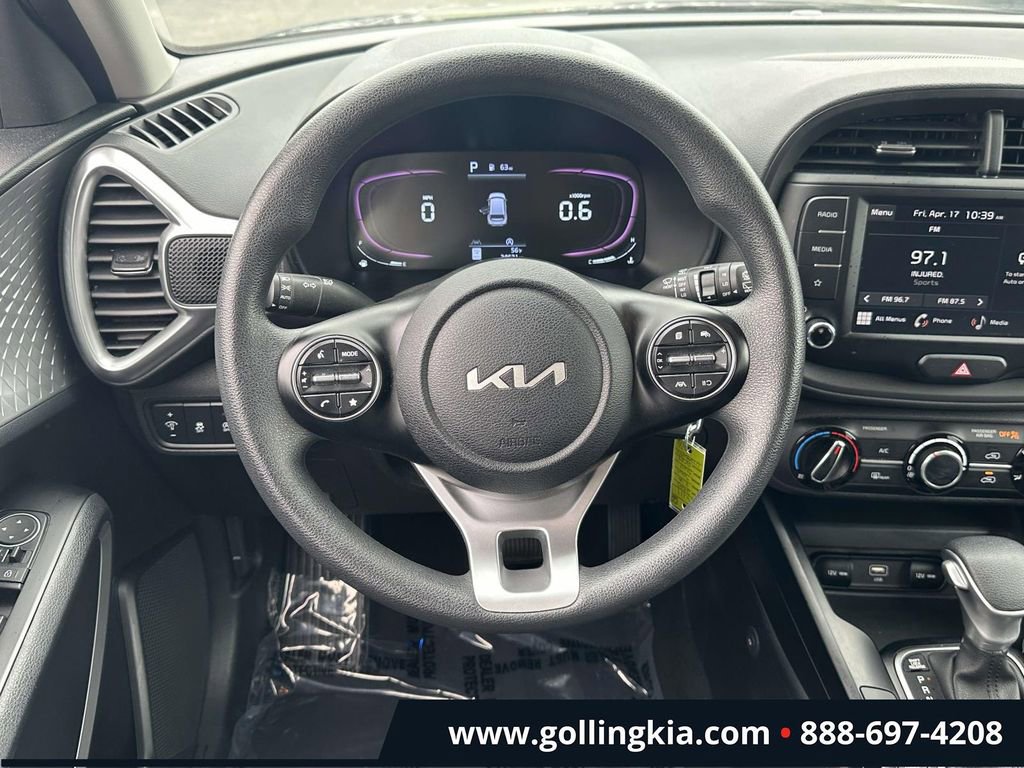 Certified 2023 Kia Soul LX w/ LX Technology Package image 11