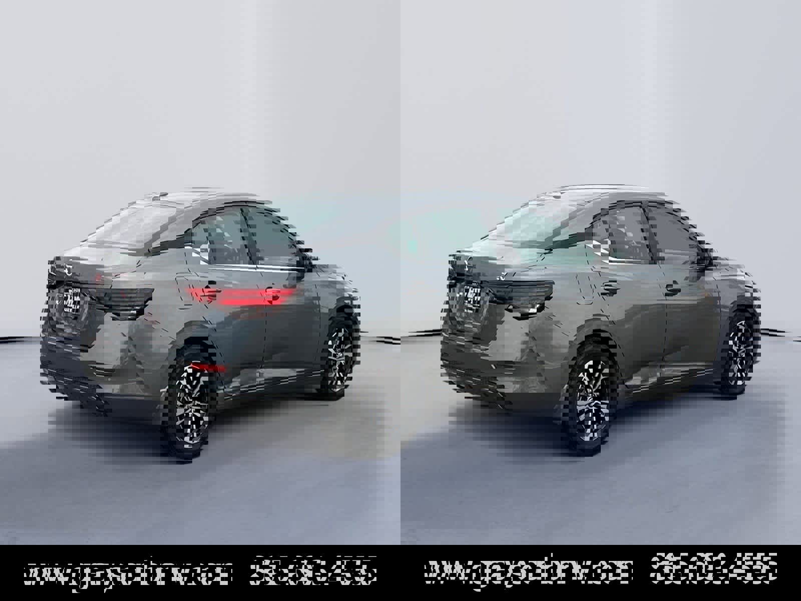 Used 2021 Nissan Sentra SV w/ Trunk Package image 3