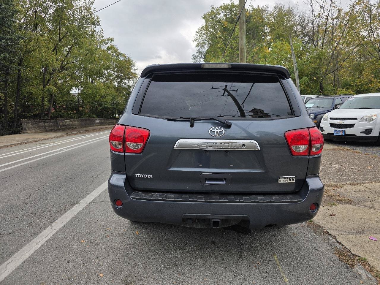 Used 2008 Toyota Sequoia Limited AWD/4WD image 4