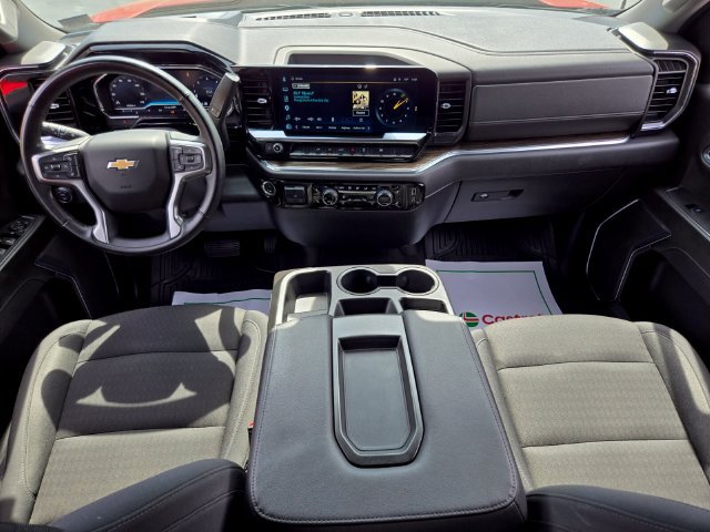 Used 2025 Chevrolet Silverado 1500 LT AWD/4WD image 14