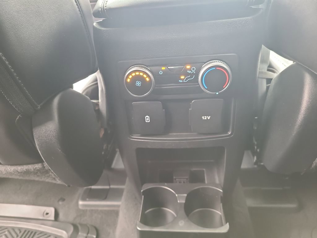 Used 2023 Ford Explorer XLT image 38