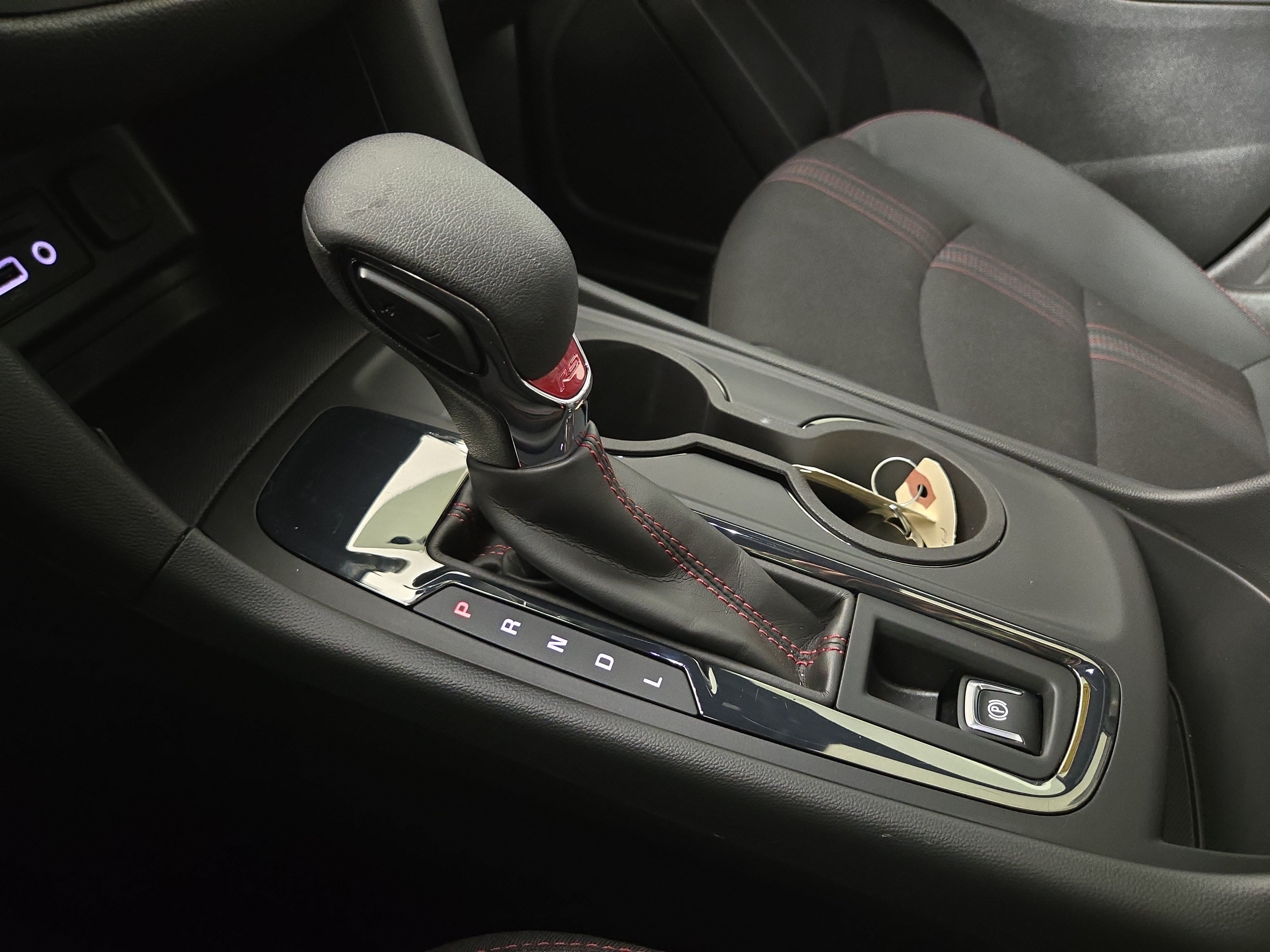Certified 2023 Chevrolet Equinox RS FWD image 24