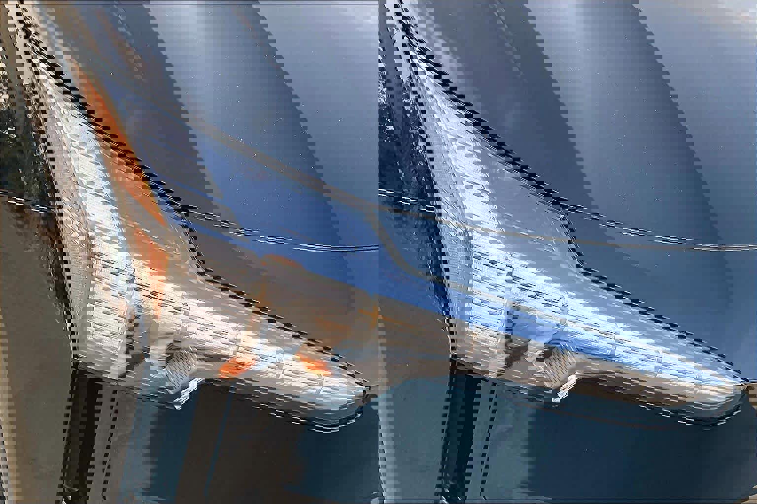 New 2025 Volvo EX30 Plus w/ Protection Package Premier image 33