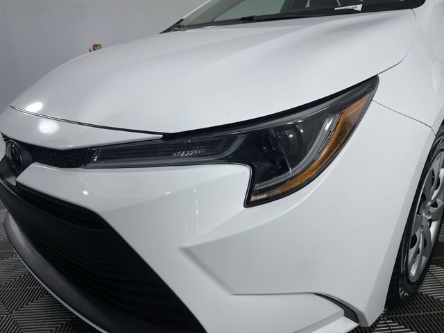 Used 2024 Toyota Corolla LE FWD image 47