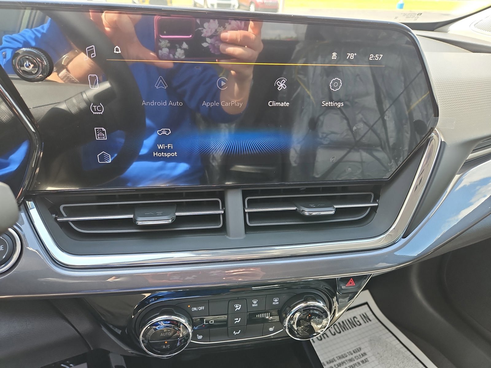New 2026 Chevrolet Trax ACTIV FWD image 11