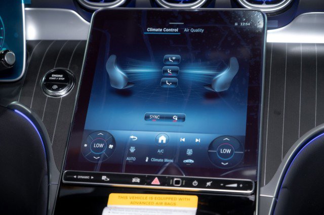 New 2026 Mercedes-Benz GLC 300 300 SUV image 15