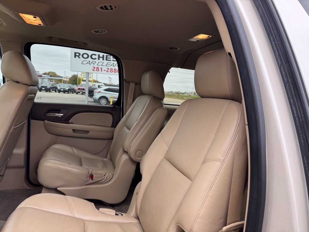 Used 2012 Chevrolet Suburban LTZ AWD/4WD image 11