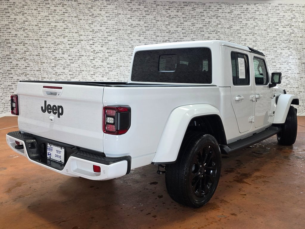 Used 2023 Jeep Gladiator Overland image 9