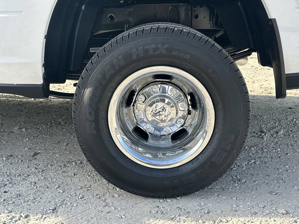 New 2026 RAM 3500 Tradesman AWD/4WD image 19