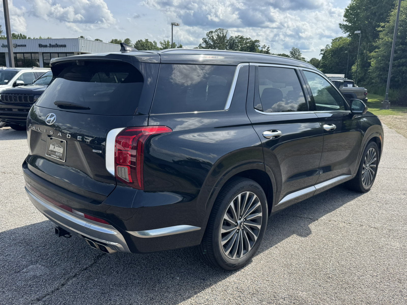 Used 2023 Hyundai Palisade Calligraphy w/ Cargo Package AWD/4WD image 5