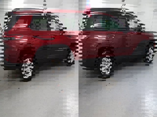 Certified 2023 Jeep Grand Cherokee L Limited image 23