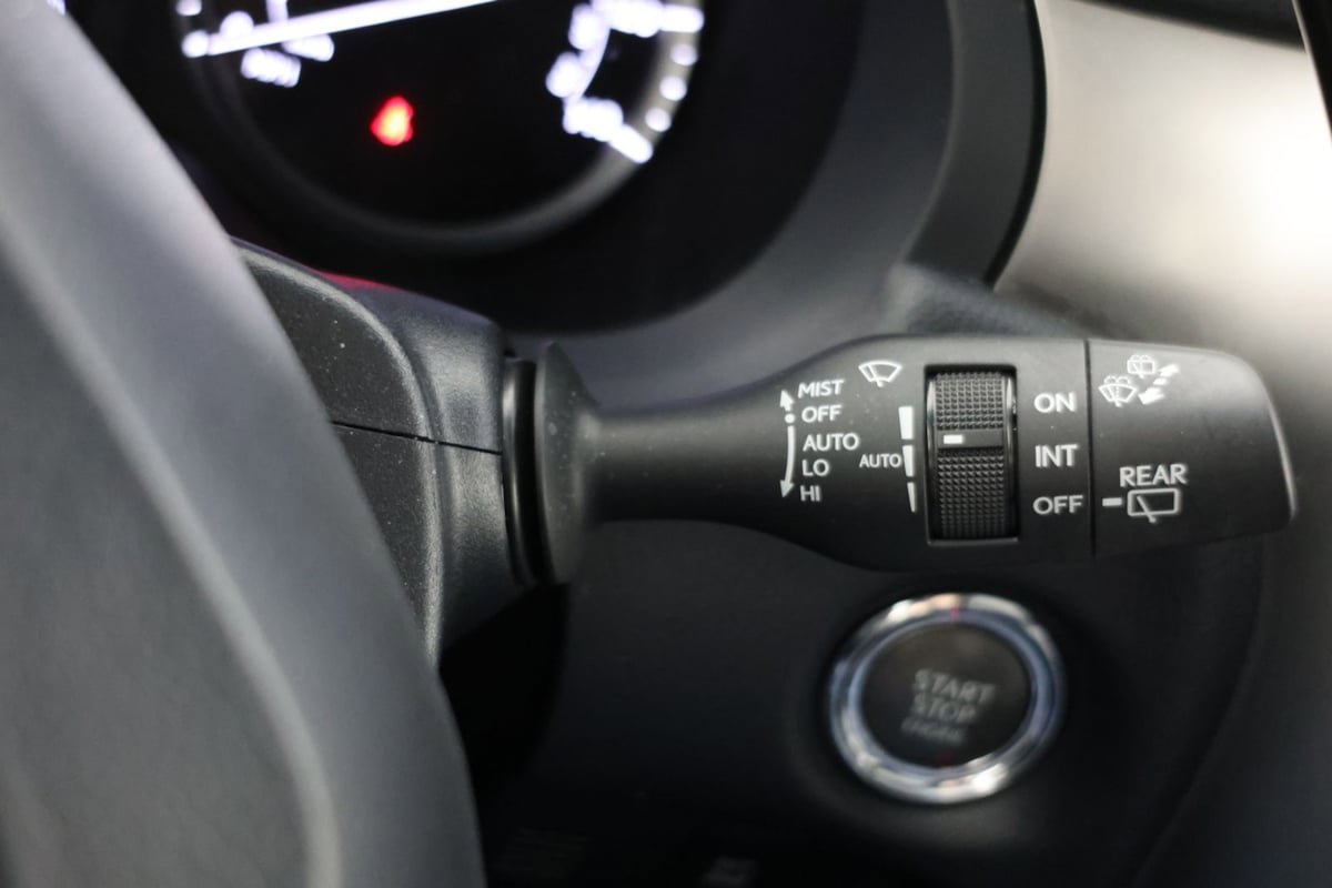 Used 2023 Lexus GX 460 Premium w/ Accessory Package AWD/4WD image 29