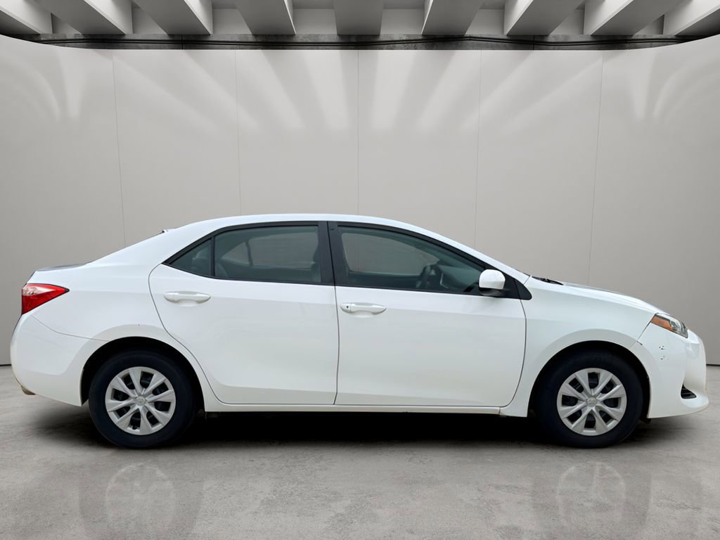 Used 2019 Toyota Corolla L FWD image 6
