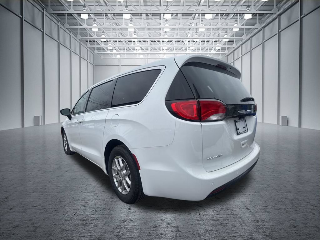 New 2026 Chrysler Voyager LX FWD image 4
