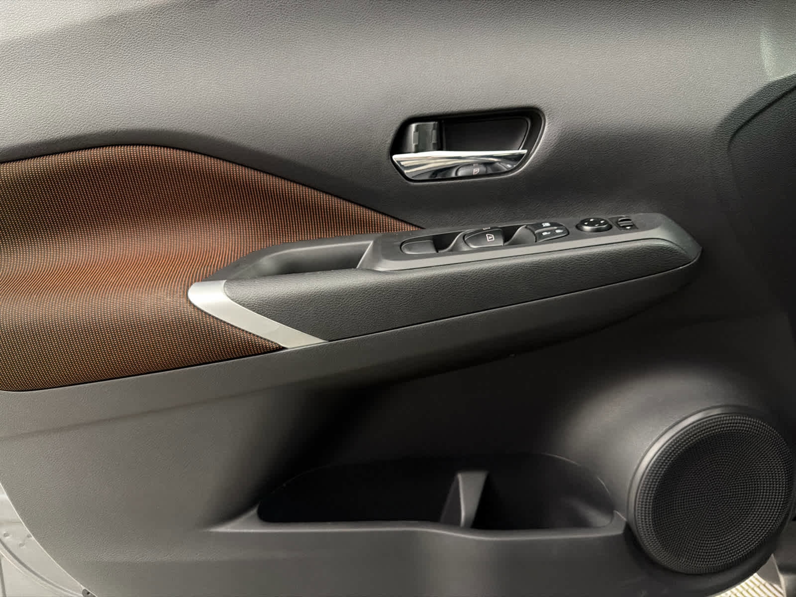 Used 2022 Nissan Kicks SR w/ Interior Electronics Package image 20