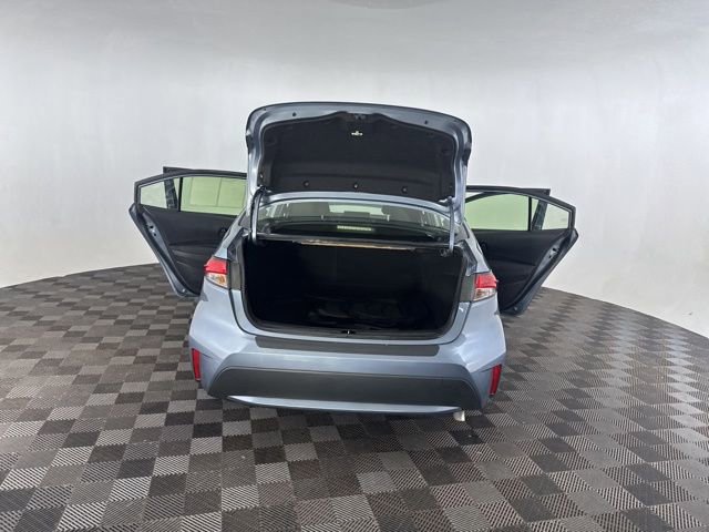 Used 2022 Toyota Corolla LE image 17
