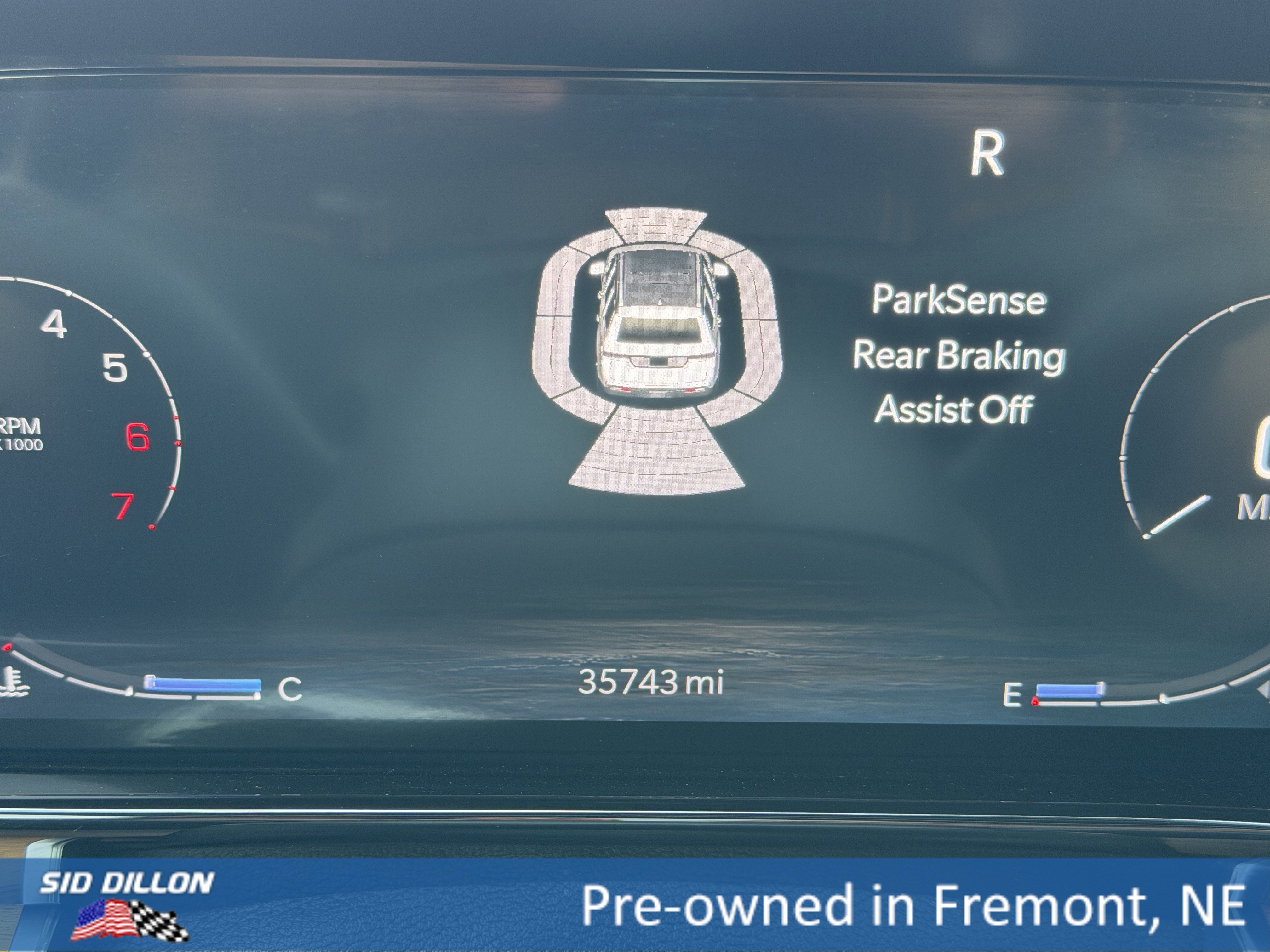 Used 2023 Jeep Grand Wagoneer Series III AWD/4WD image 25