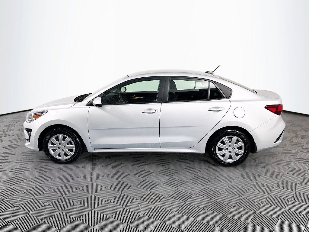 Used 2023 Kia Rio S FWD image 4