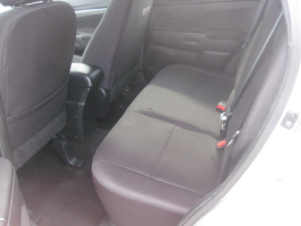 Used 2014 Mitsubishi Outlander Sport ES AWD/4WD image 8