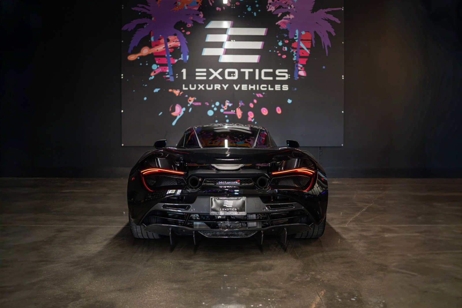 Used 2018 McLaren 720S image 7