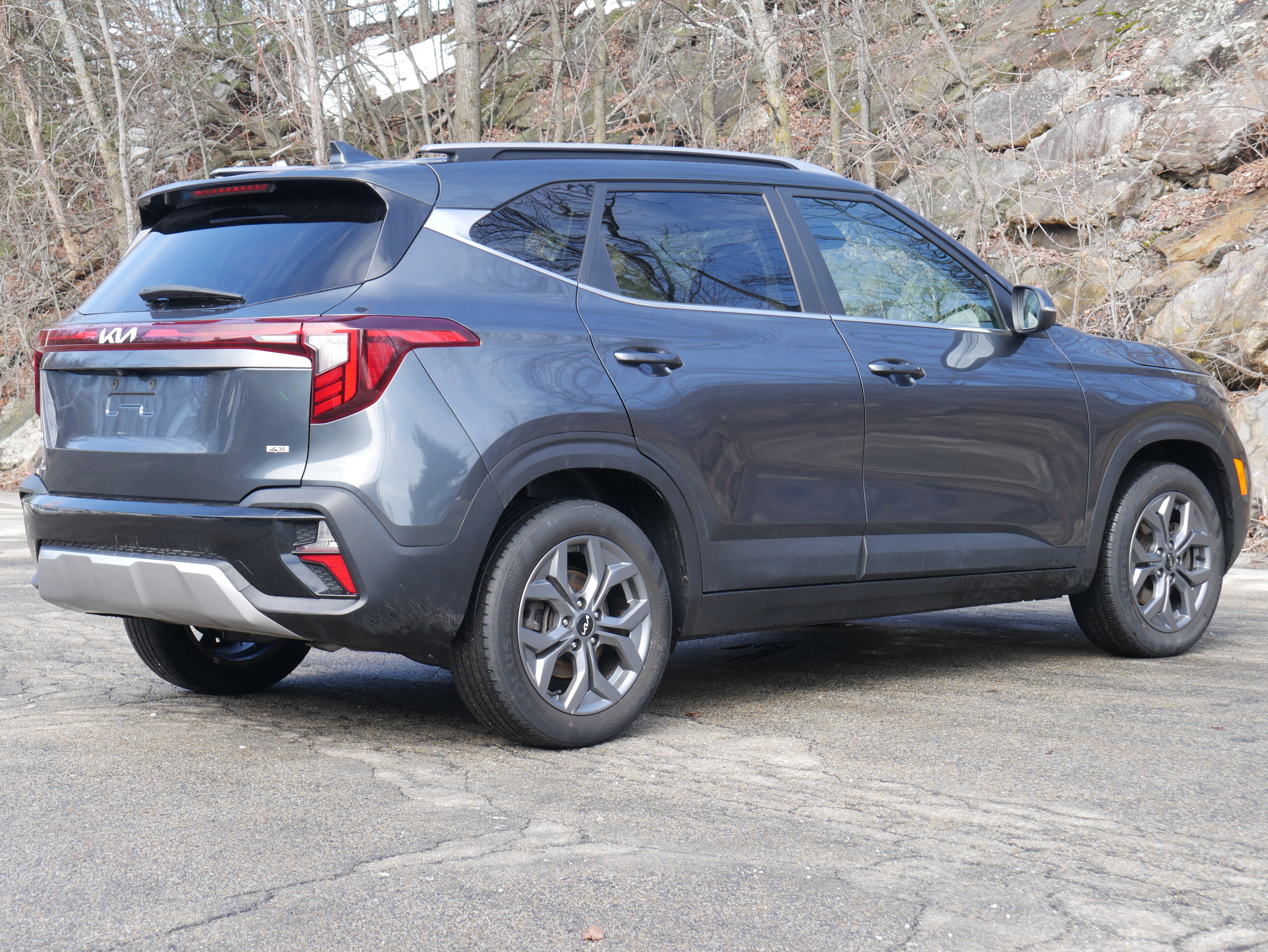 Used 2024 Kia Seltos S image 7