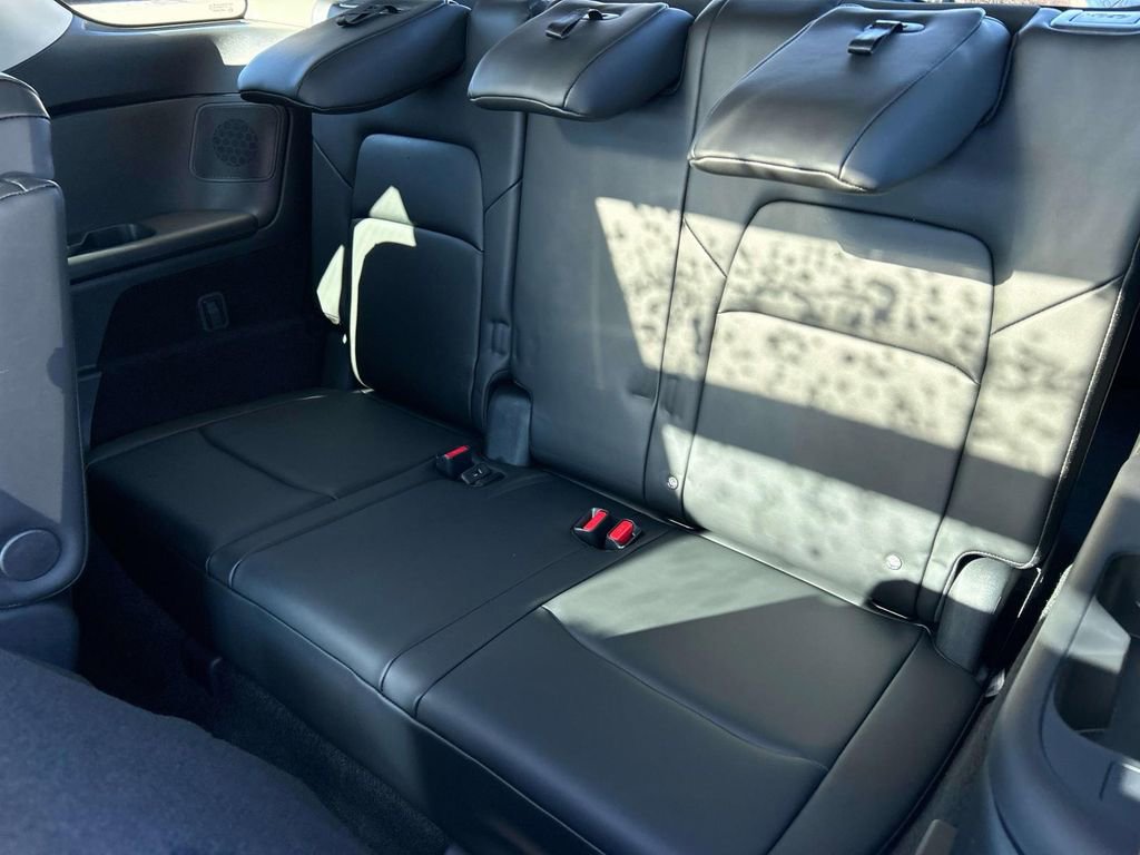 New 2026 Nissan Pathfinder SL w/ SL Premium Package AWD/4WD image 22