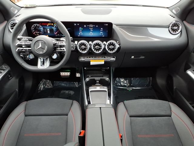 New 2026 Mercedes-Benz GLA 35 AMG 4MATIC image 4