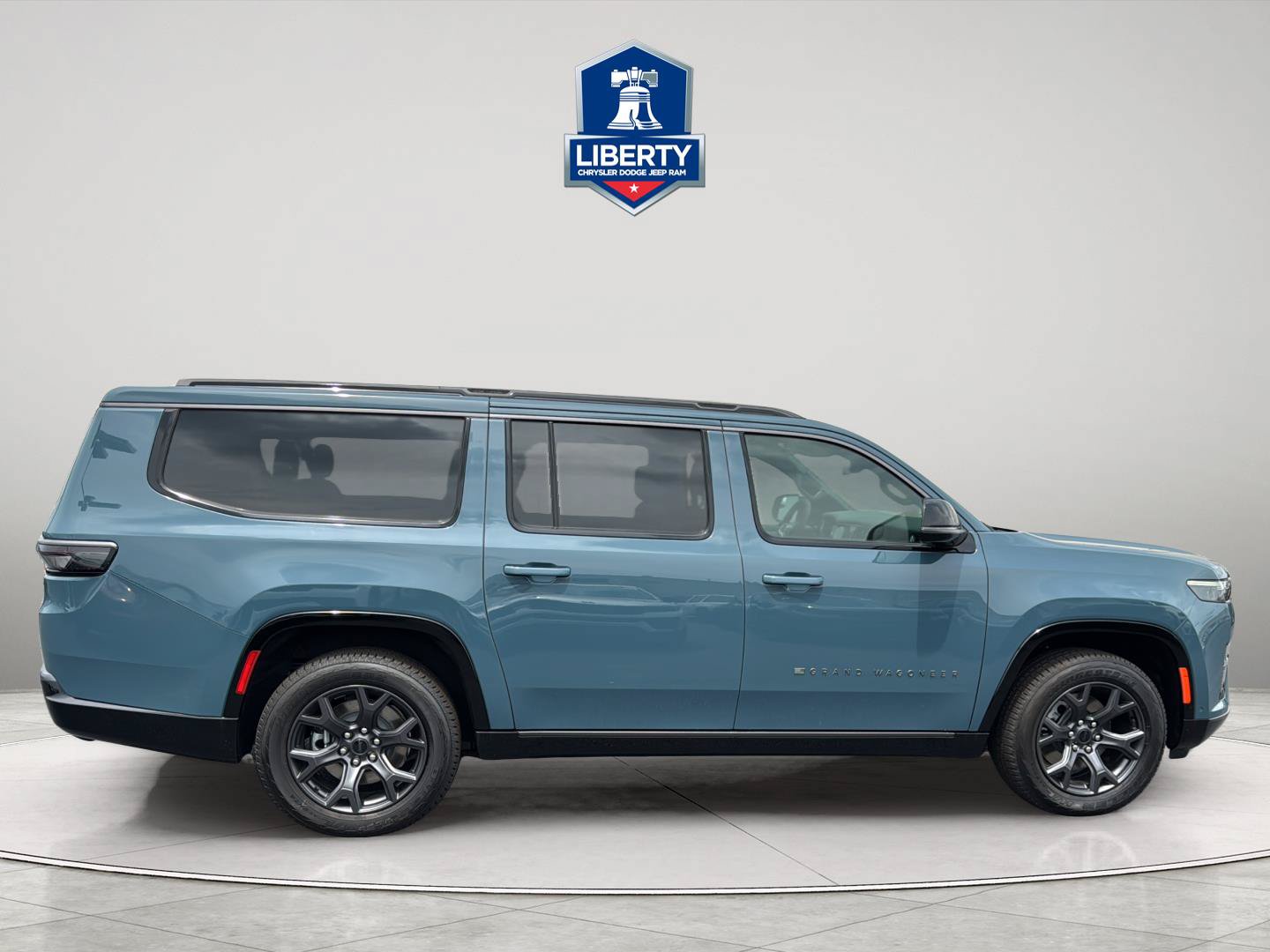New 2026 Jeep Grand Wagoneer L Limited w/ Premium Group II AWD/4WD image 13