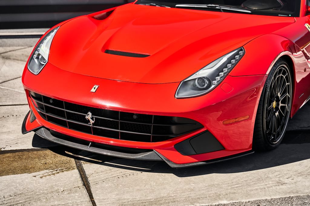 Used 2016 Ferrari F12 Berlinetta RWD image 6