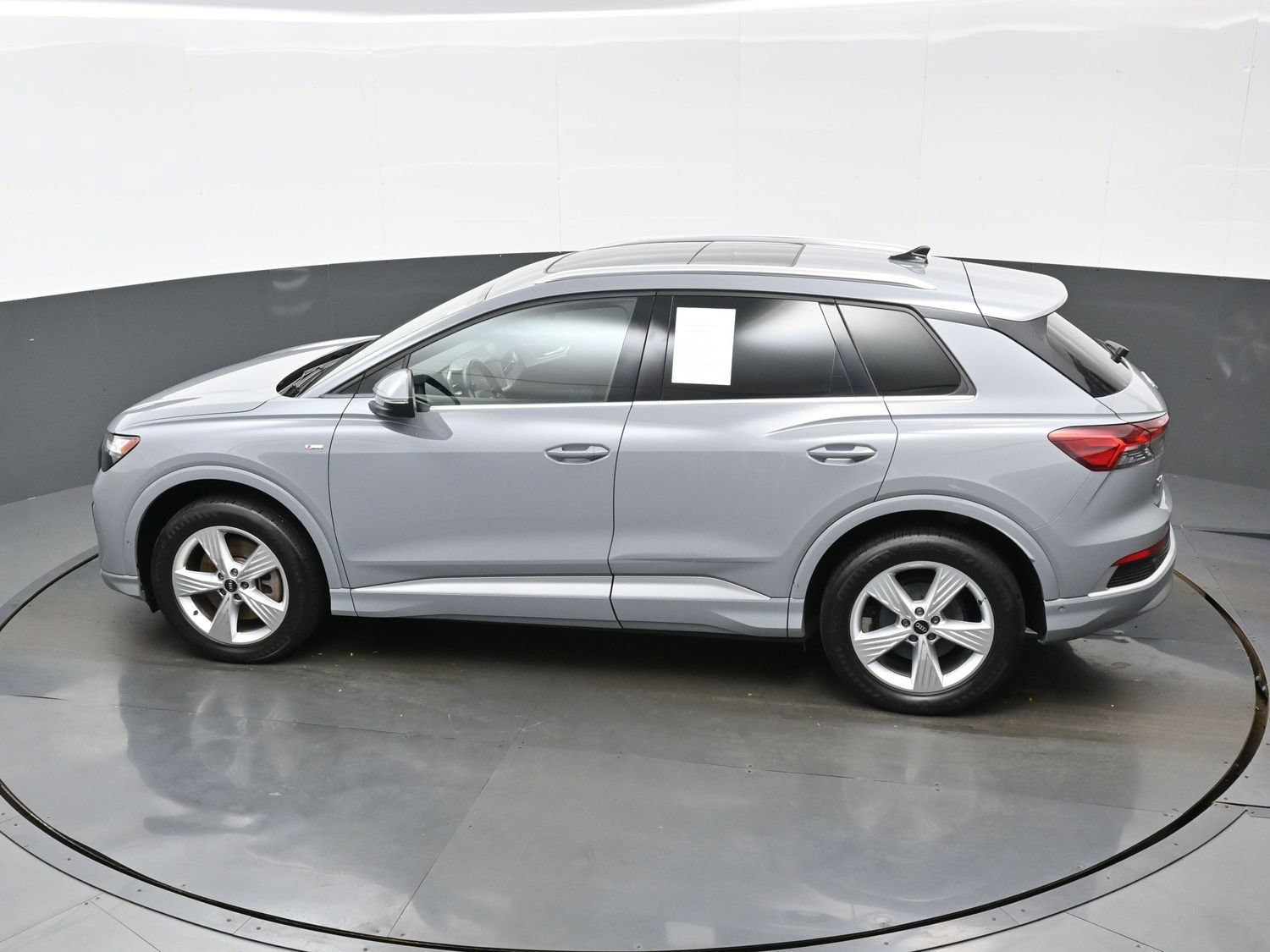 Used 2023 Audi Q4 e-tron Premium Plus w/ Premium Plus AWD/4WD image 35