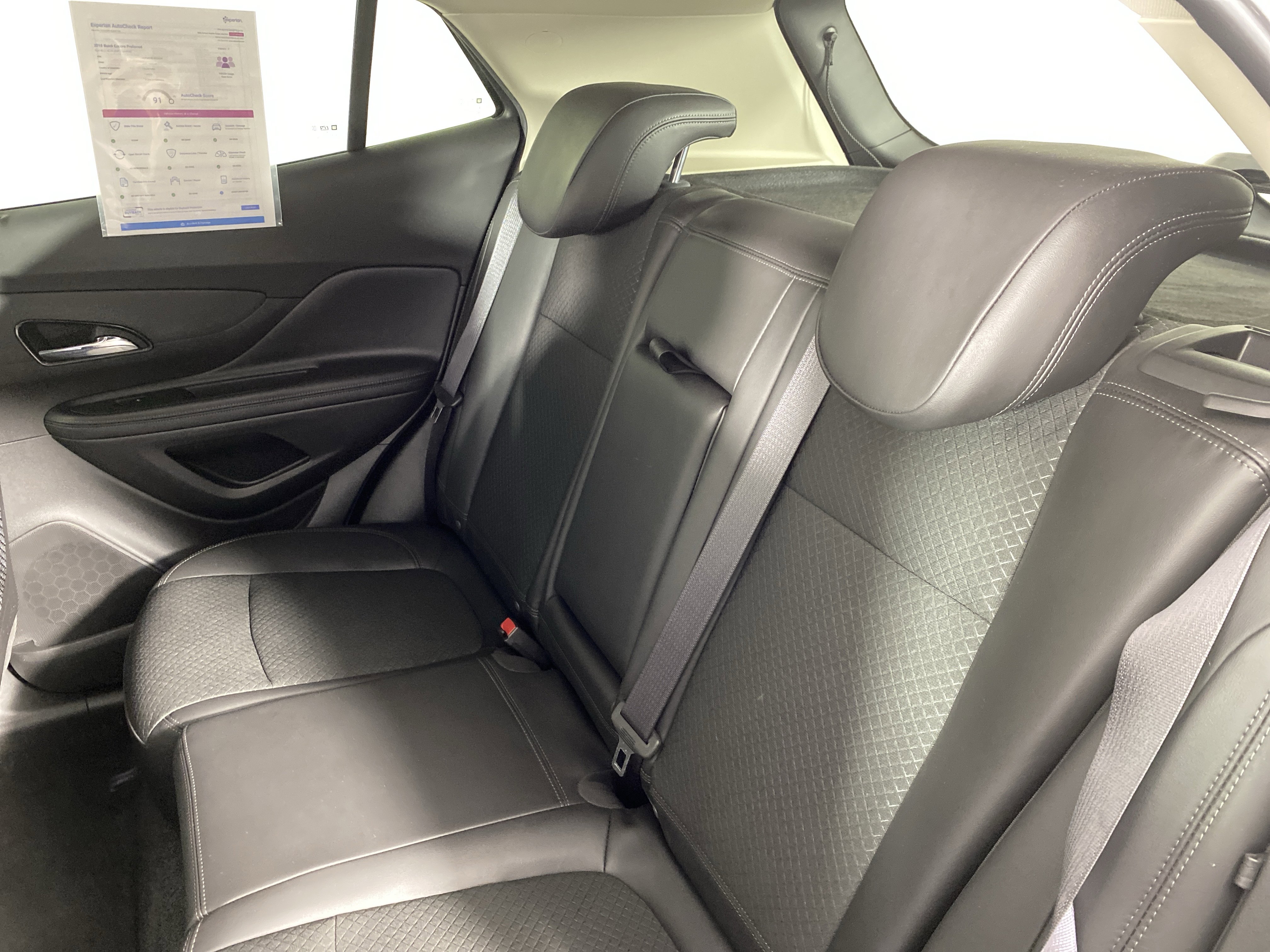 Used 2018 Buick Encore Preferred image 31